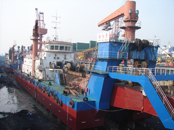 絞吸船順利完成進塢修理，會戰(zhàn)新村沙