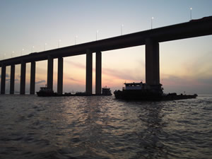 繼往開來，再創輝煌